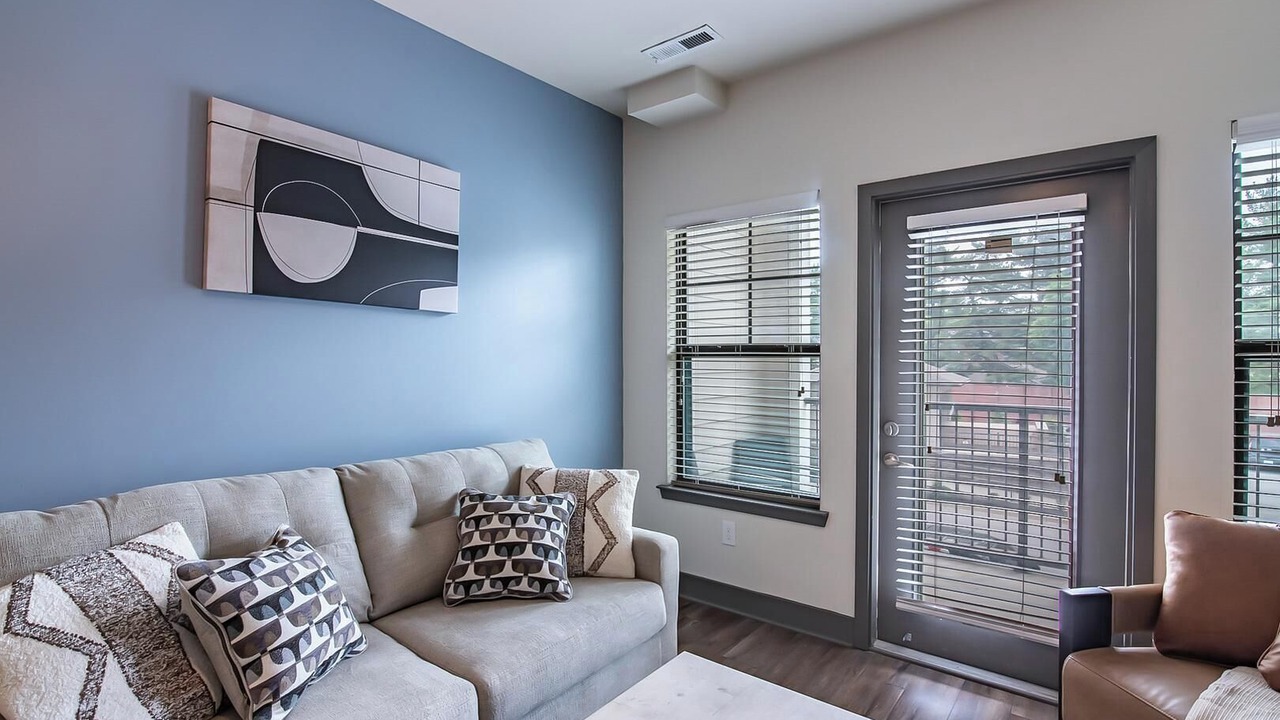 Photo of Livingroom in Hurstbourne