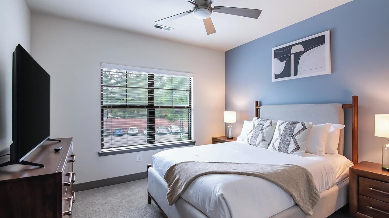 Photo of Bedroom in Hurstbourne