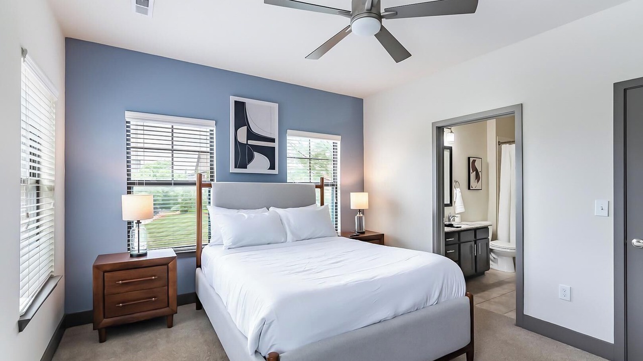 Photo of Bedroom in Hurstbourne