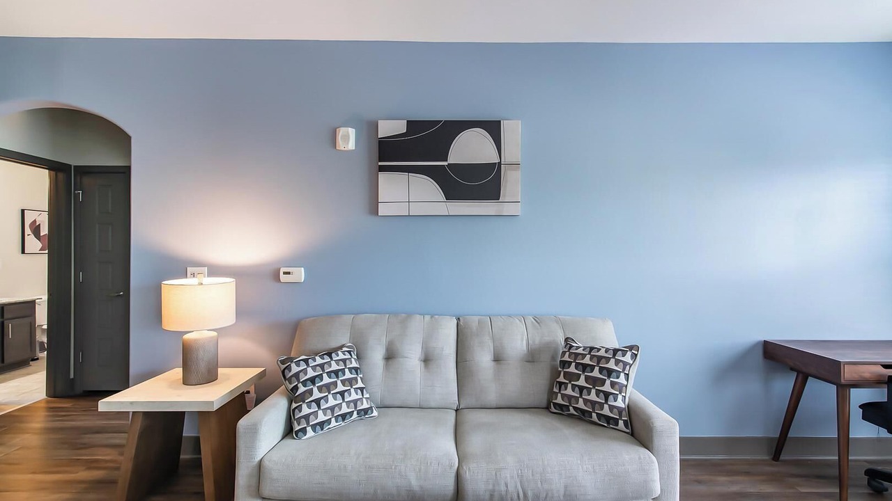 Photo of Livingroom in Hurstbourne