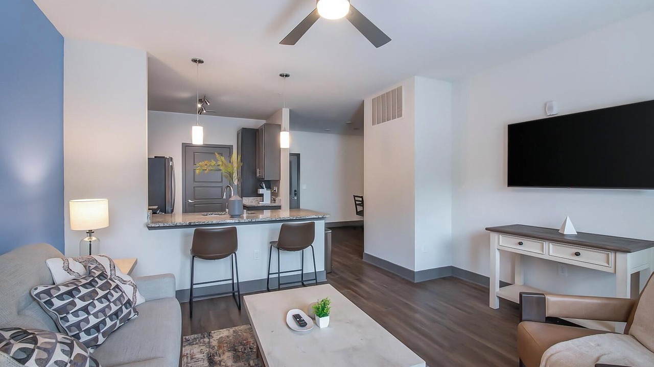 Photo of Livingroom in Hurstbourne