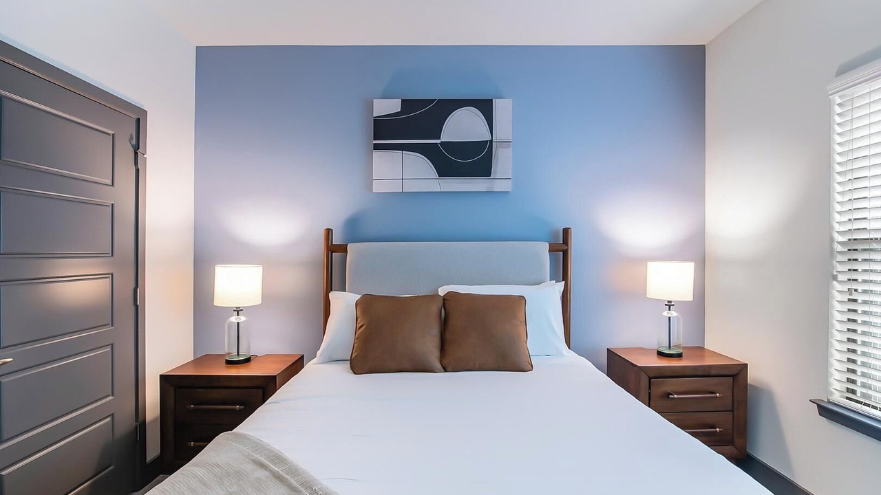 Photo of Bedroom in Hurstbourne