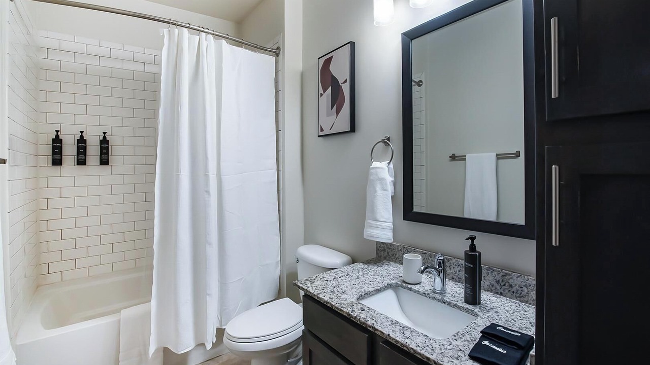 Photo of Bathroom in Hurstbourne