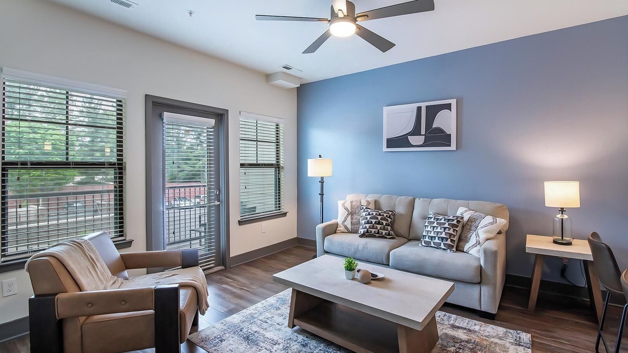 Photo of Livingroom in Hurstbourne
