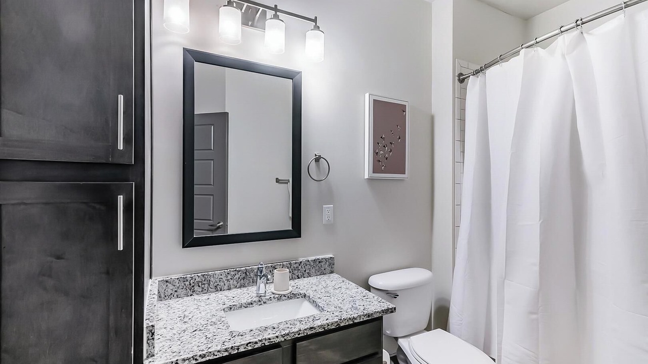 Photo of Bathroom in Hurstbourne