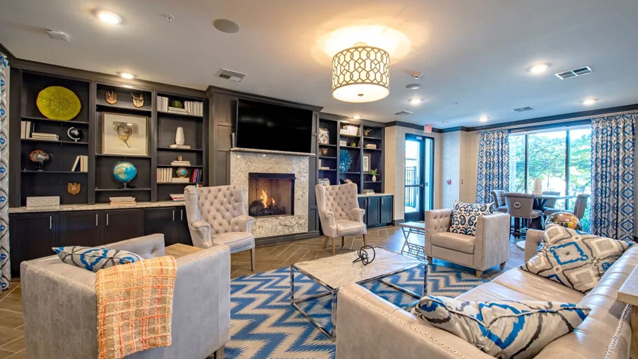 Photo of Livingroom in Hurstbourne