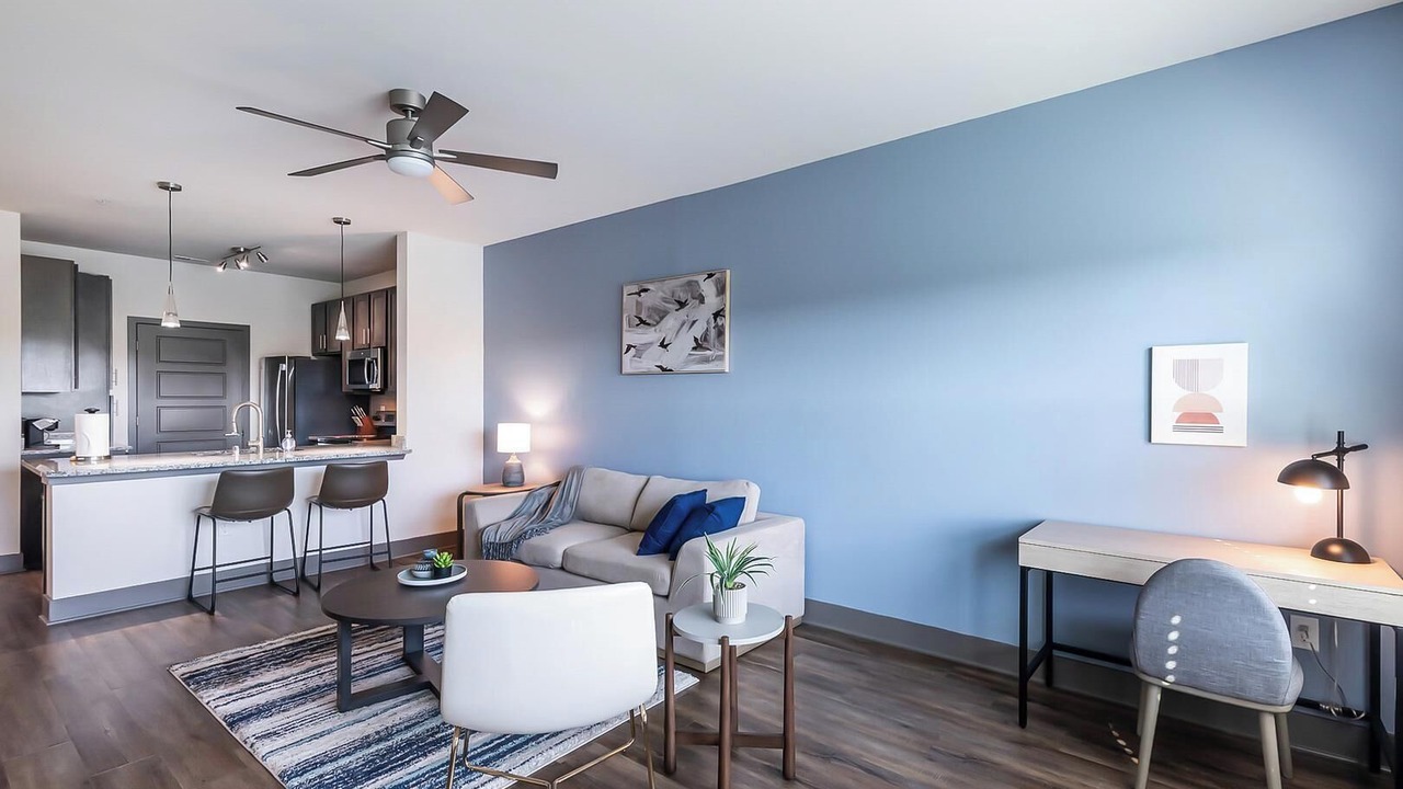 Photo of Livingroom in Hurstbourne