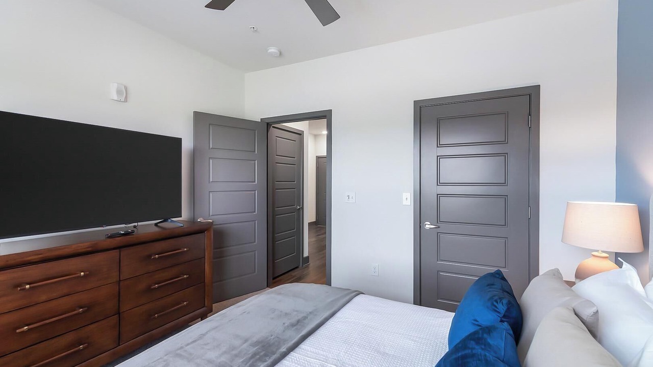 Photo of Bedroom in Hurstbourne