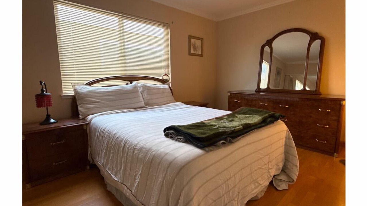 Photo of Bedroom in East San Mateo