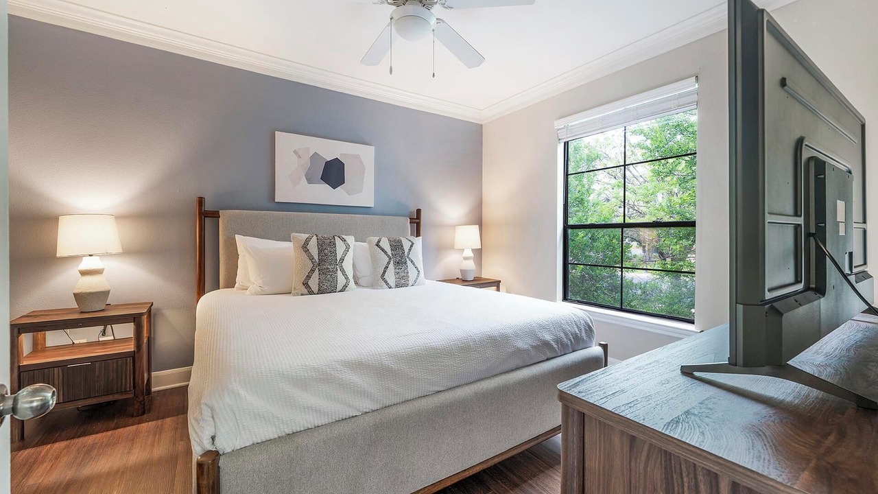 Photo of Bedroom in West Oak Hill
