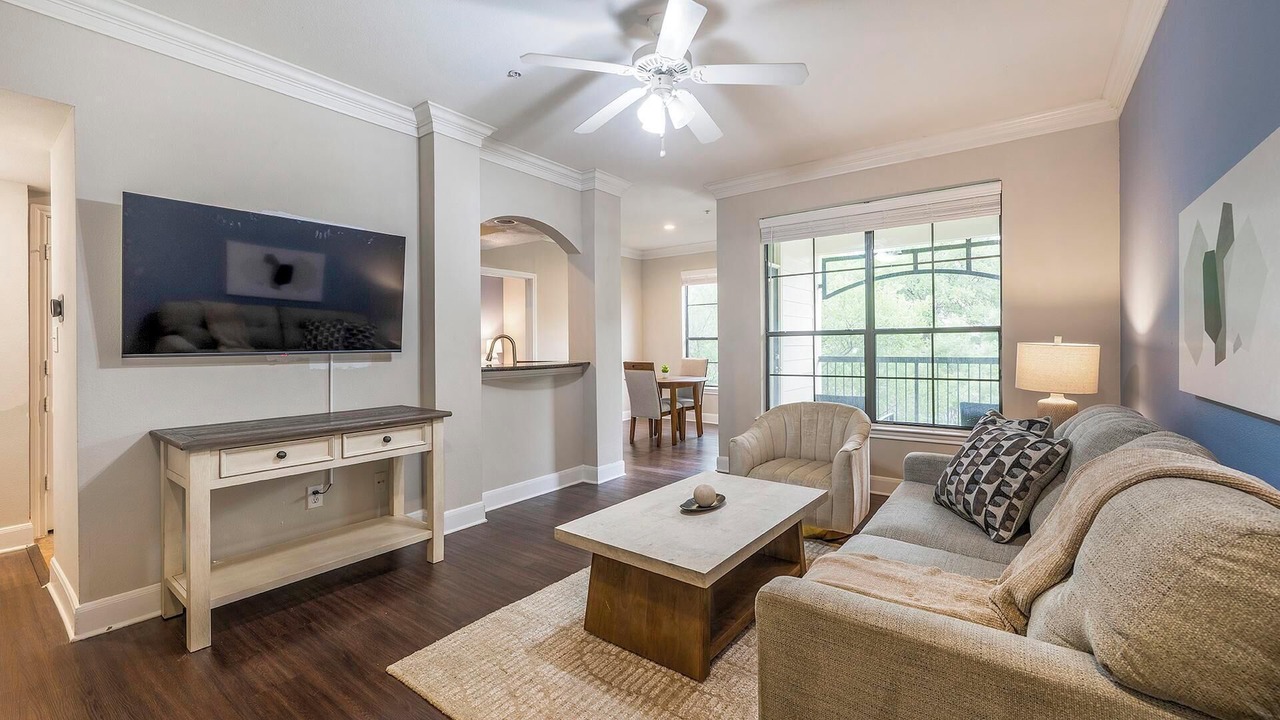 Photo of Livingroom in West Oak Hill