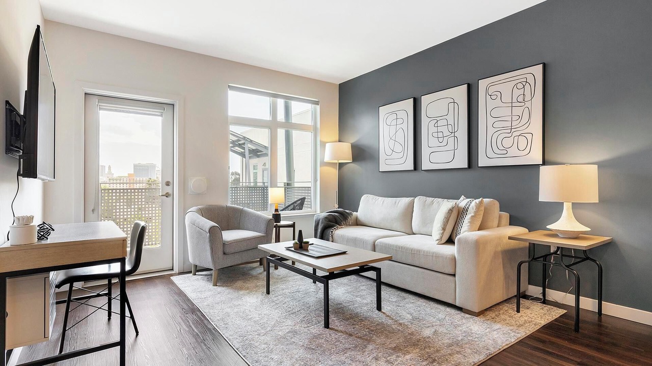 Photo of Livingroom in Bath Beach