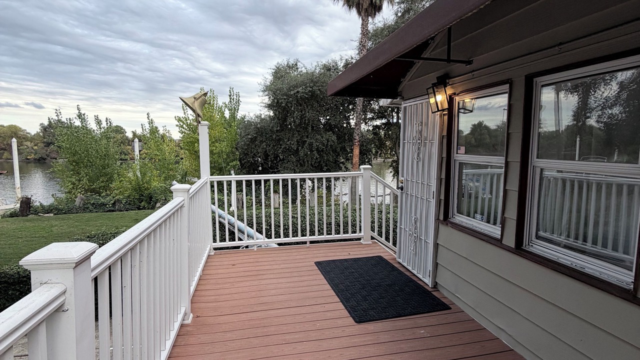 Photo of Patio Balcony in Willow Creek