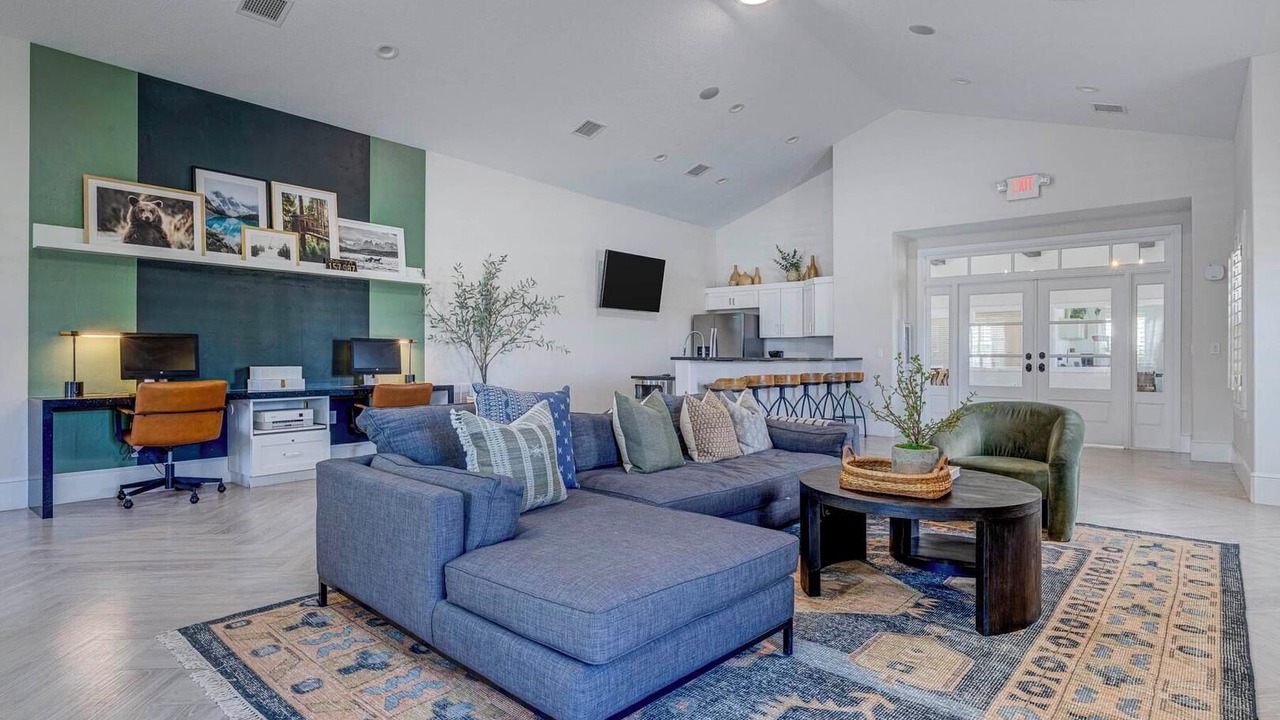 Photo of Livingroom in Herriman