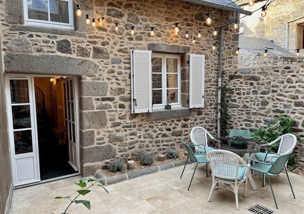 Photo of Outdoor in Combourg