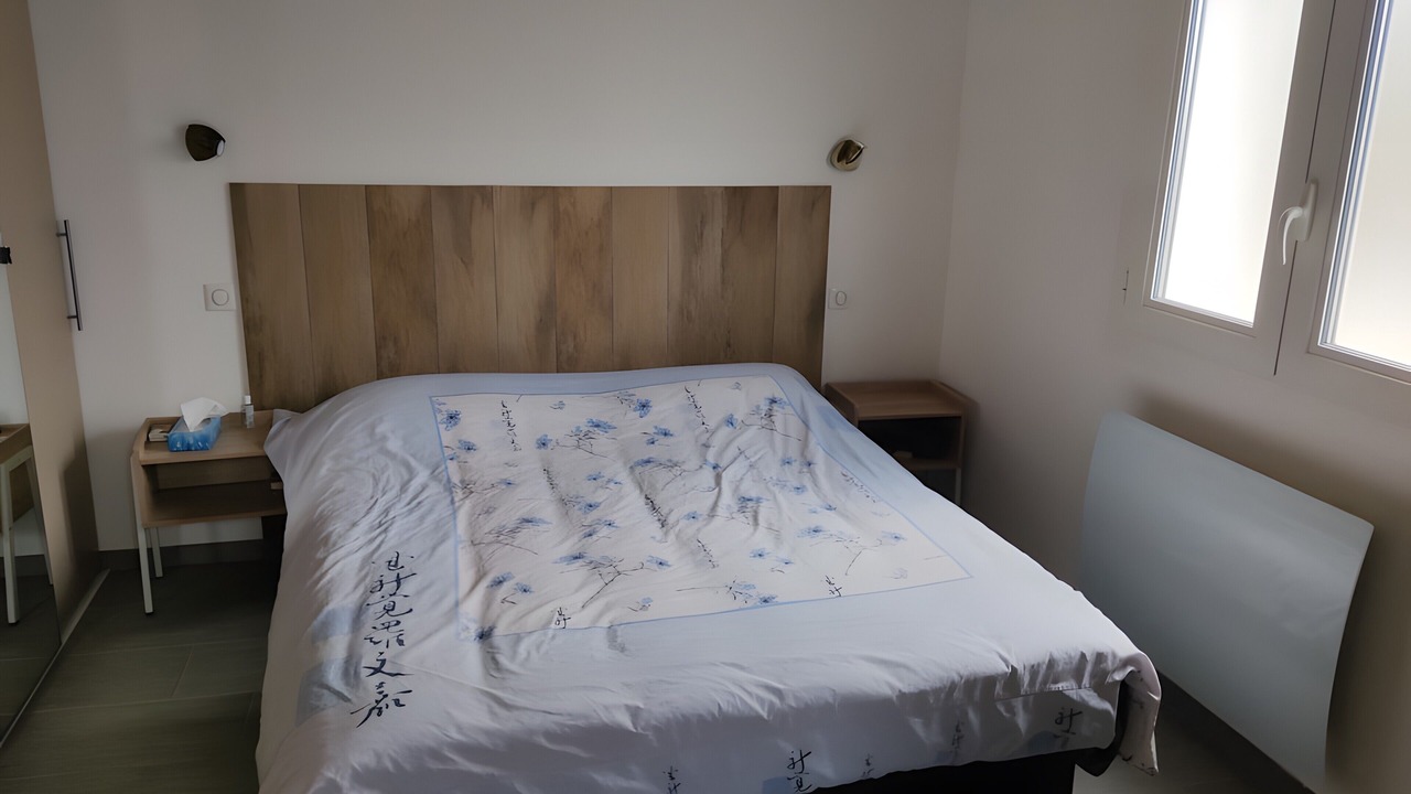 Photo of Bedroom in Le Puy-Sainte-Reparade