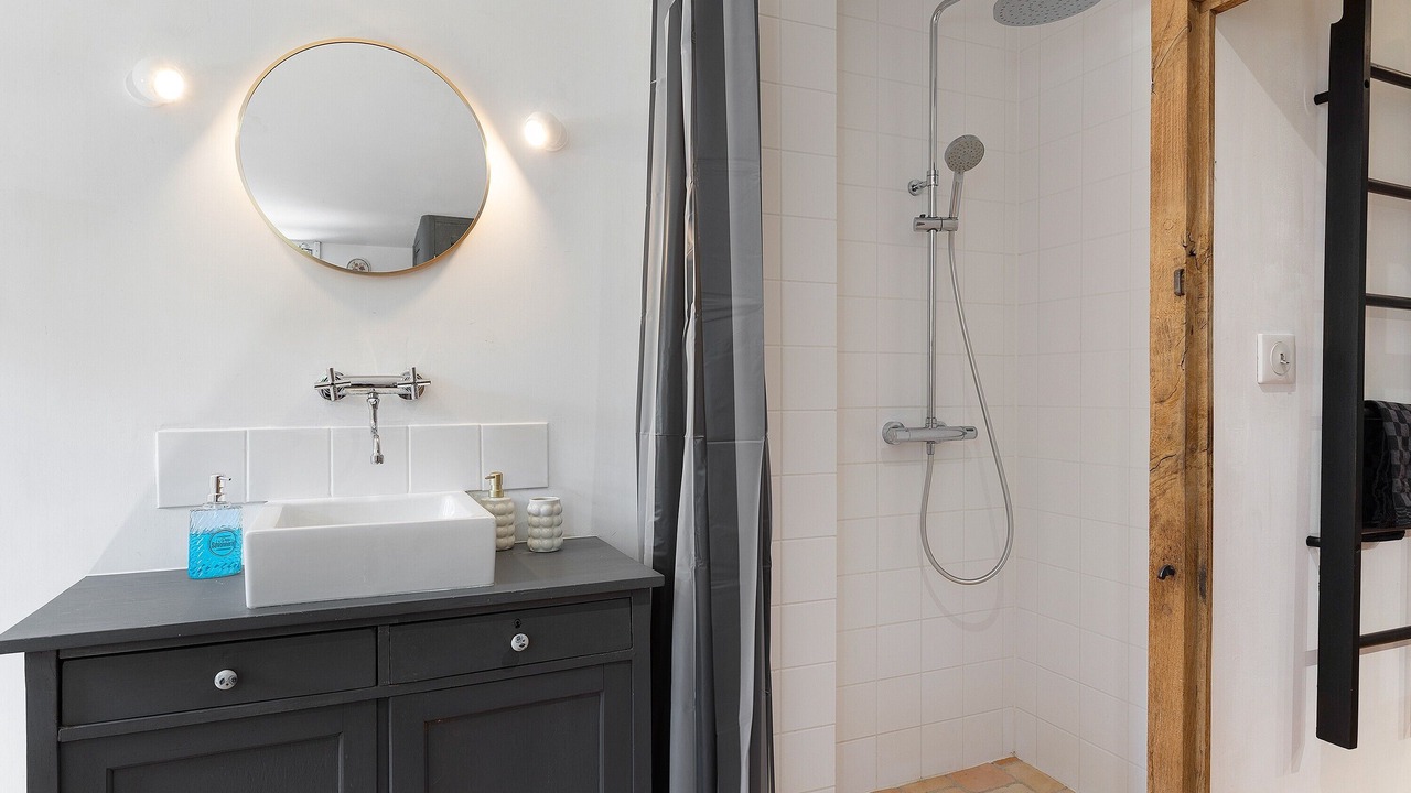 Photo of Bathroom in Le Perrier