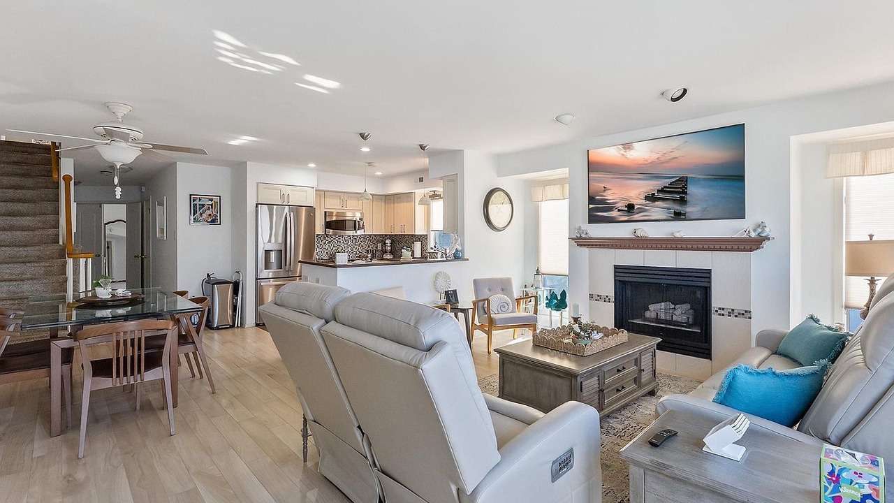 Photo of Livingroom in Margate City