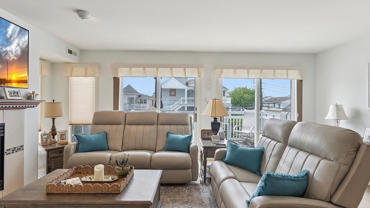 Photo of Livingroom in Margate City