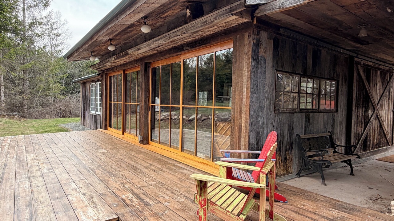Photo of Patio Balcony in Long Eddy