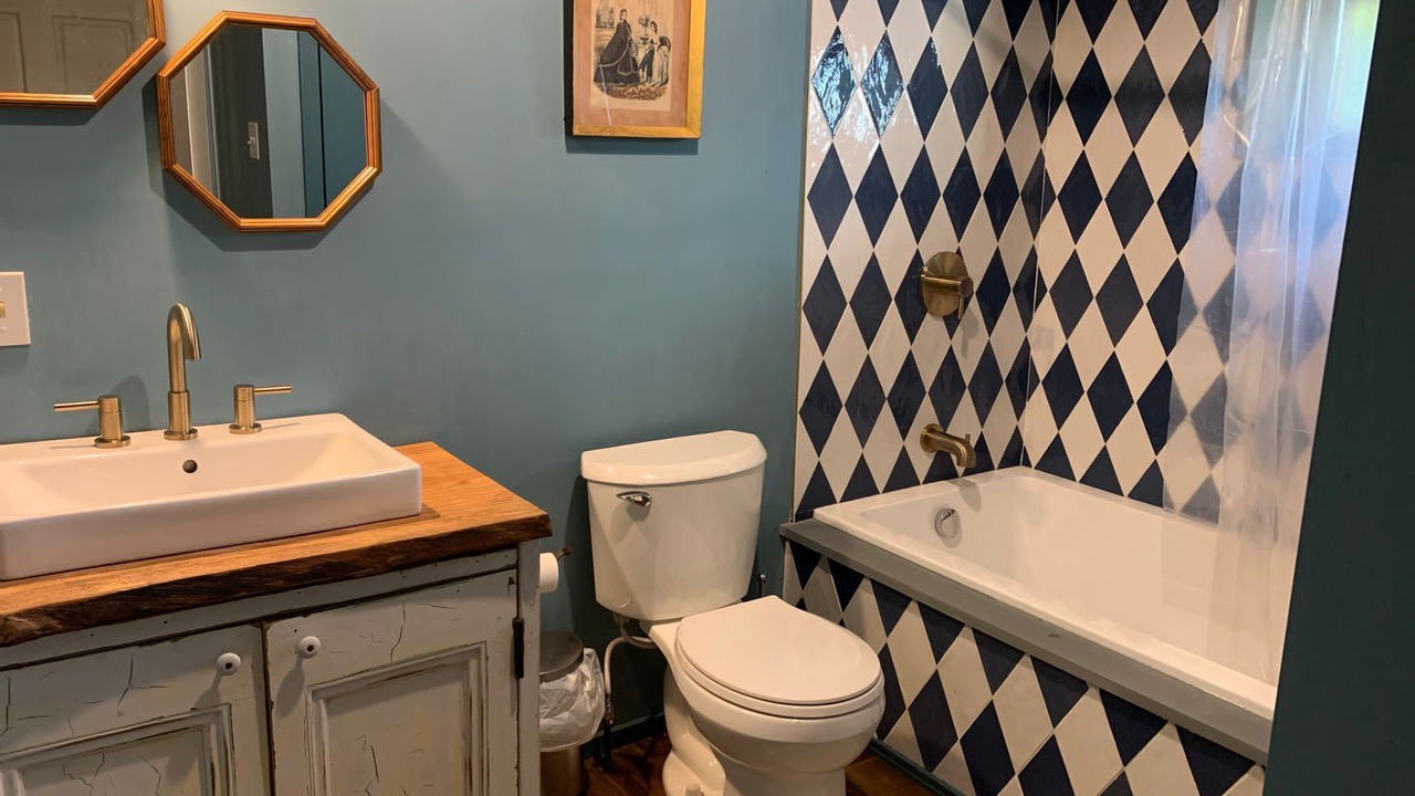 Photo of Bathroom in Long Eddy