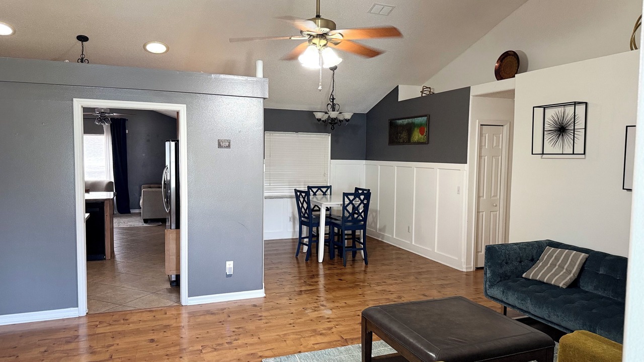 Photo of Livingroom in Ocoee