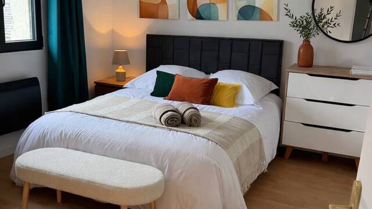 Photo of Bedroom in Tosny
