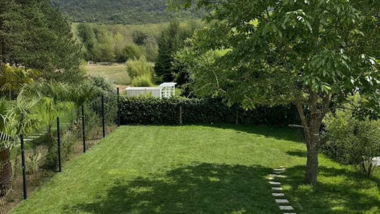 Photo of Outdoor in Tosny