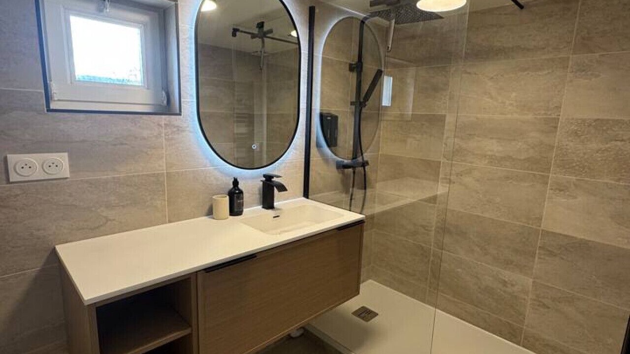 Photo of Bathroom in Tosny