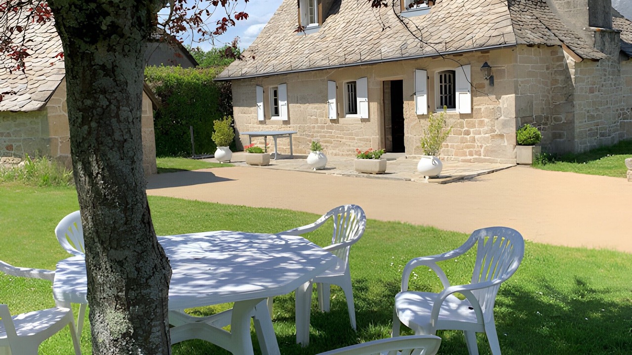 Photo of Outdoor in Camps-Saint-Mathurin-Leobazel