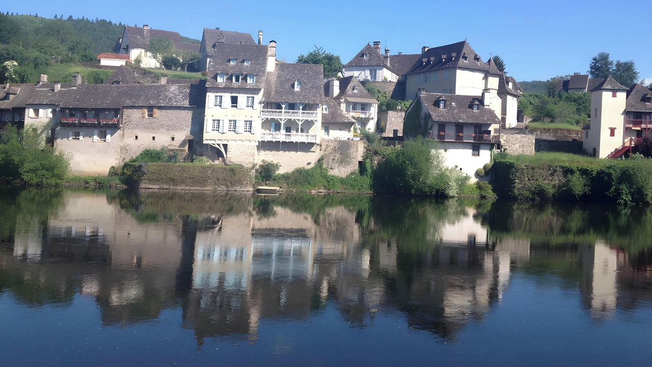 Photo of Outdoor in Camps-Saint-Mathurin-Leobazel