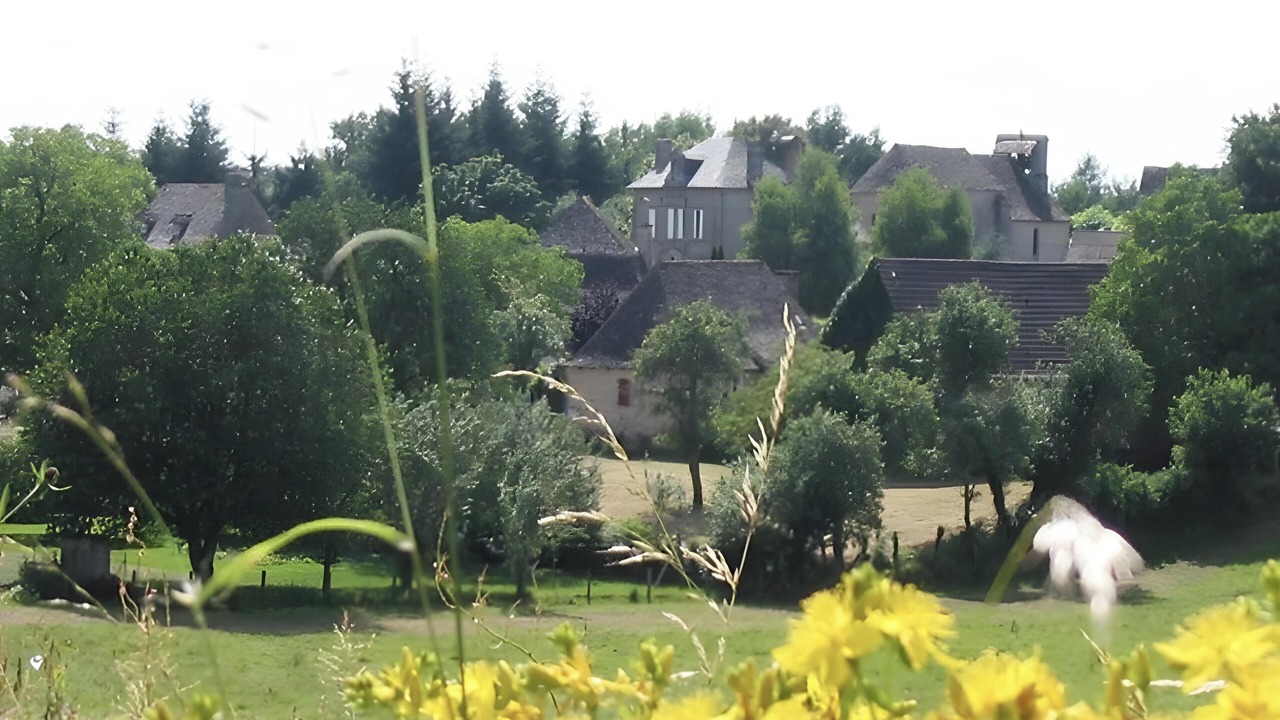 Photo of Outdoor in Camps-Saint-Mathurin-Leobazel