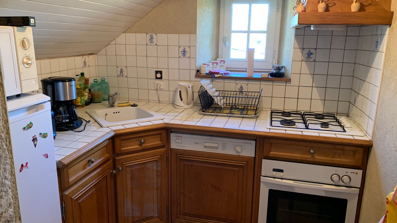 Photo of Kitchen in Camps-Saint-Mathurin-Leobazel