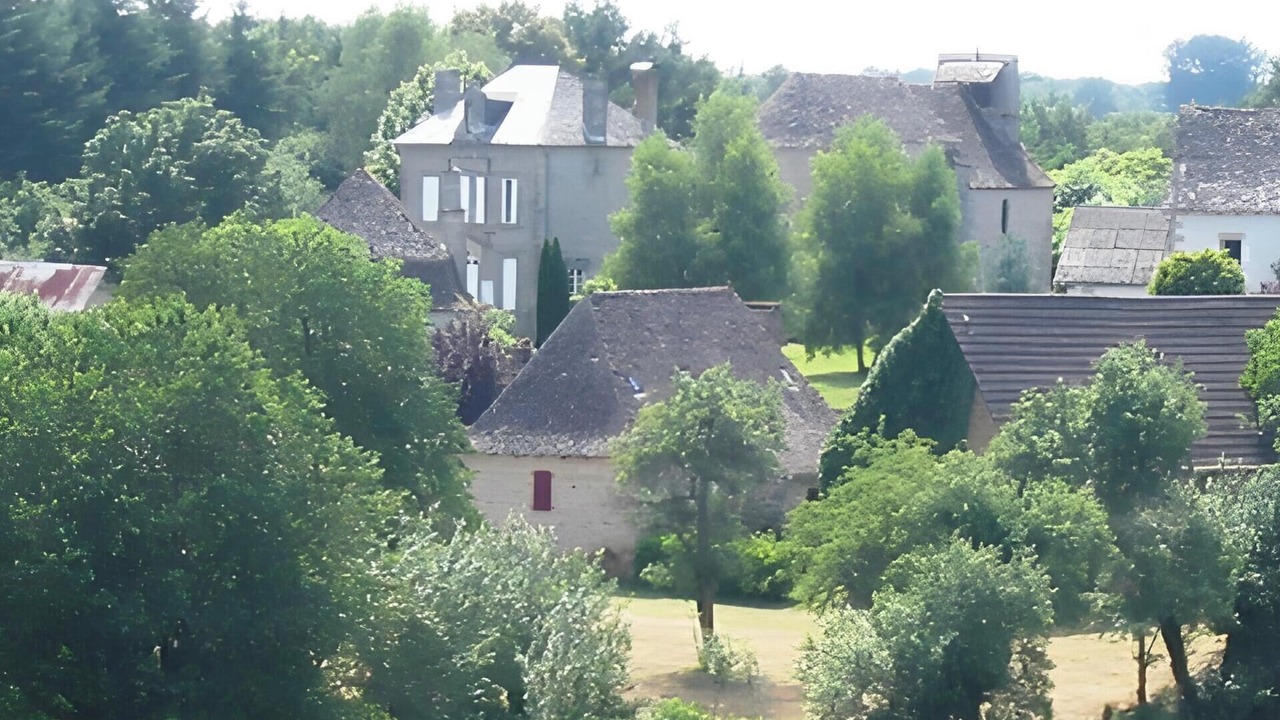 Photo of Outdoor in Camps-Saint-Mathurin-Leobazel