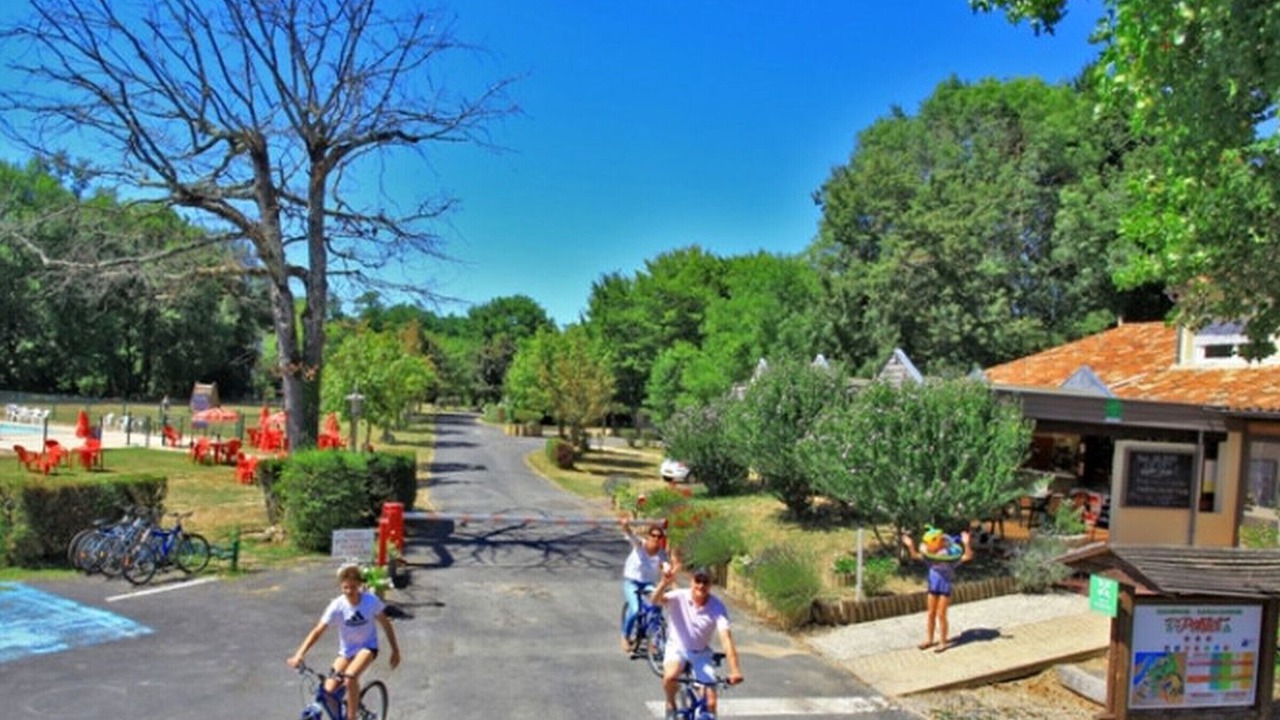 Photo of Others in Saint-Astier