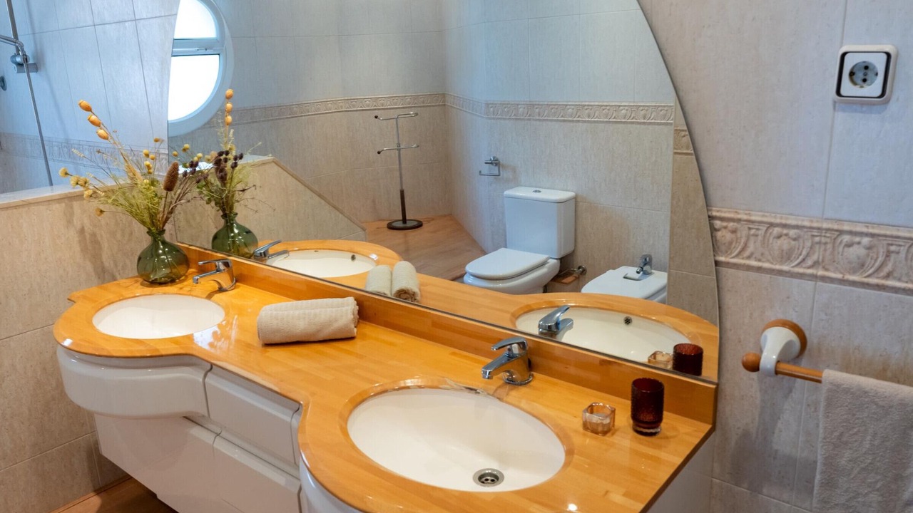 Photo of Bathroom in Cubelles
