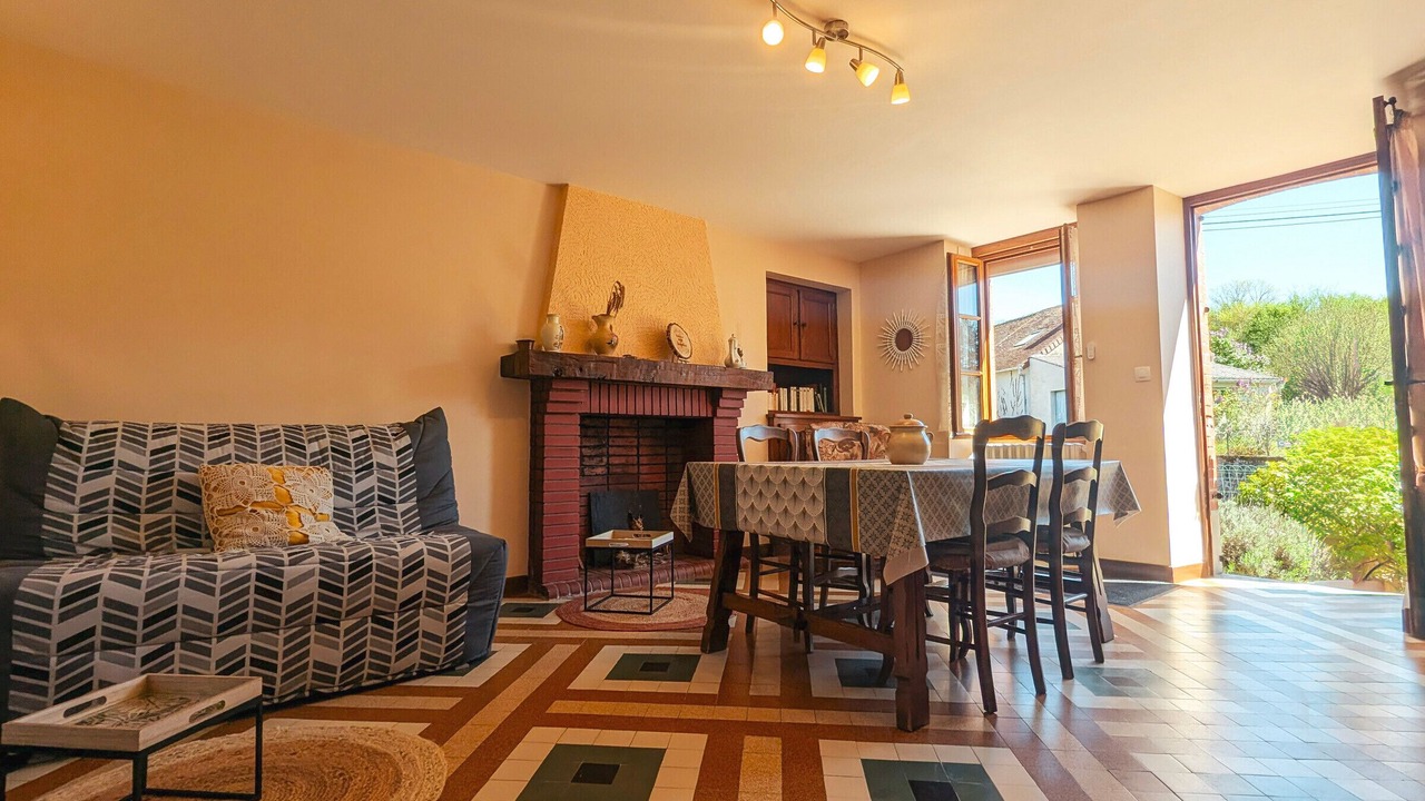 Photo of Livingroom in Eguzon-Chantome