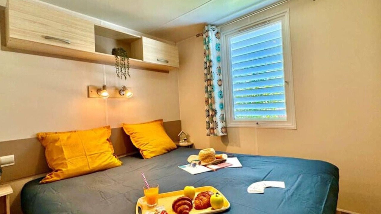 Photo of Bedroom in Saint-Astier