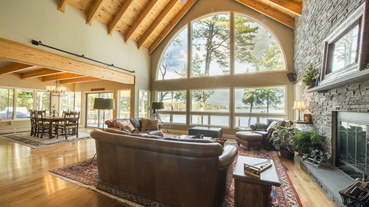 Photo of Livingroom in Wolfeboro