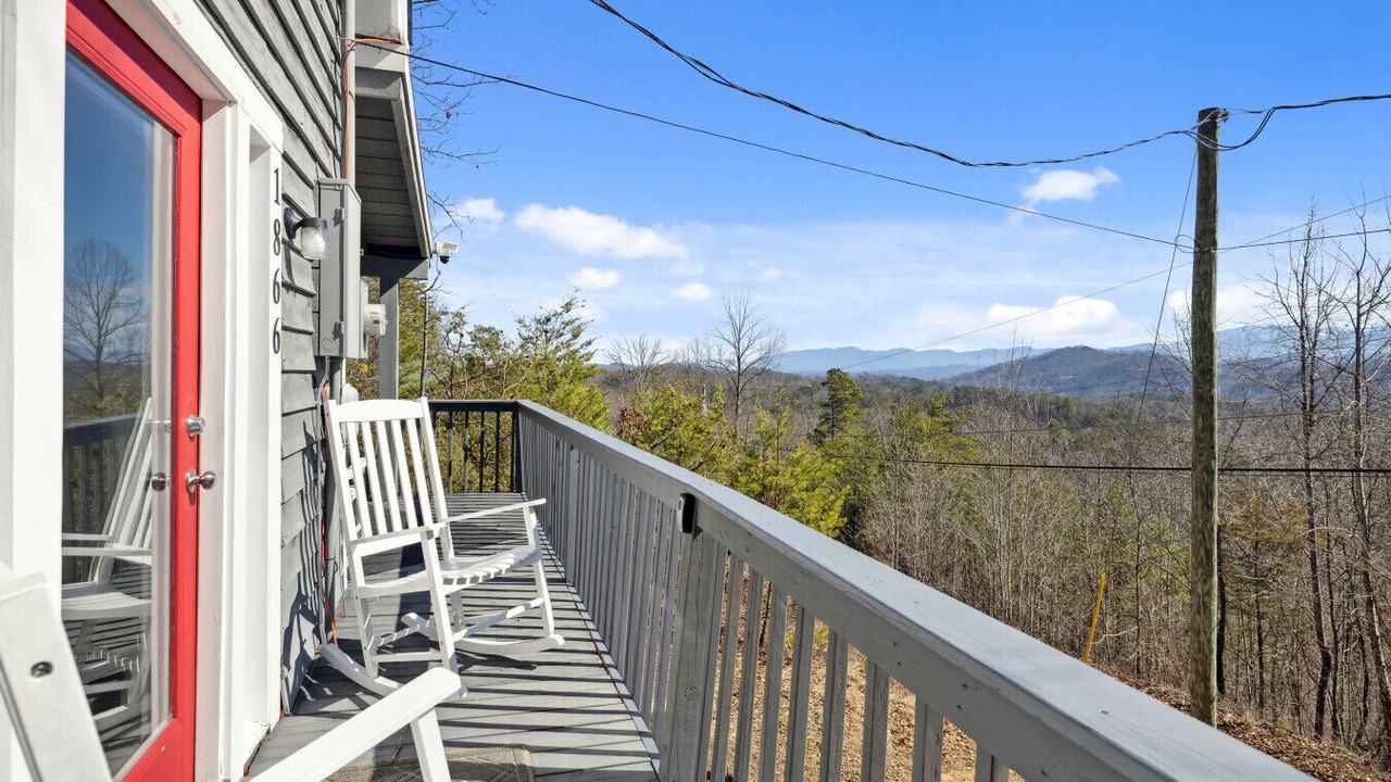 Photo of Others in Gatlinburg - Pigeon Forge