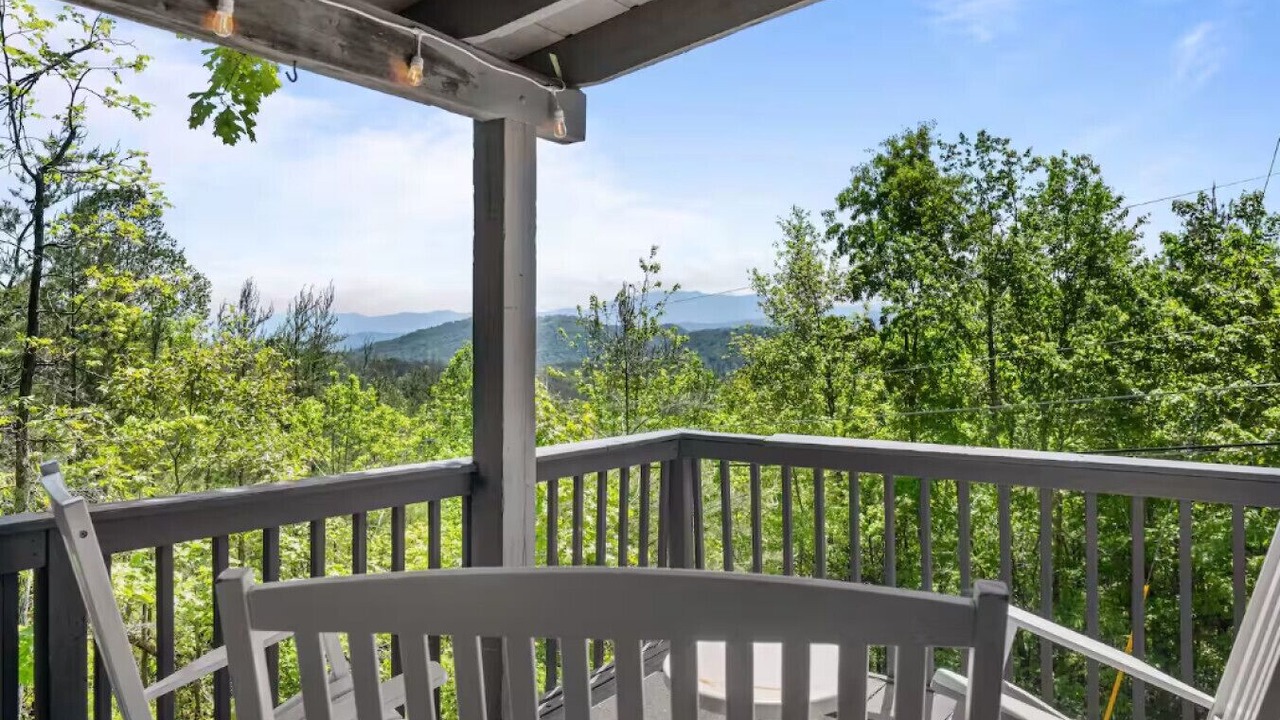 Photo of Others in Gatlinburg - Pigeon Forge