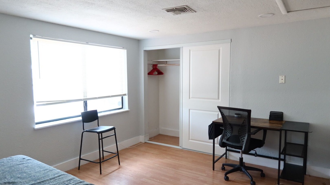 Photo of Bedroom in St. Petersburg - Clearwater