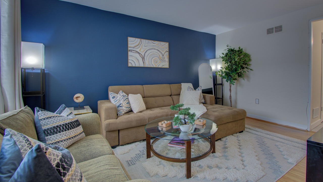 Photo of Livingroom in Old Town West