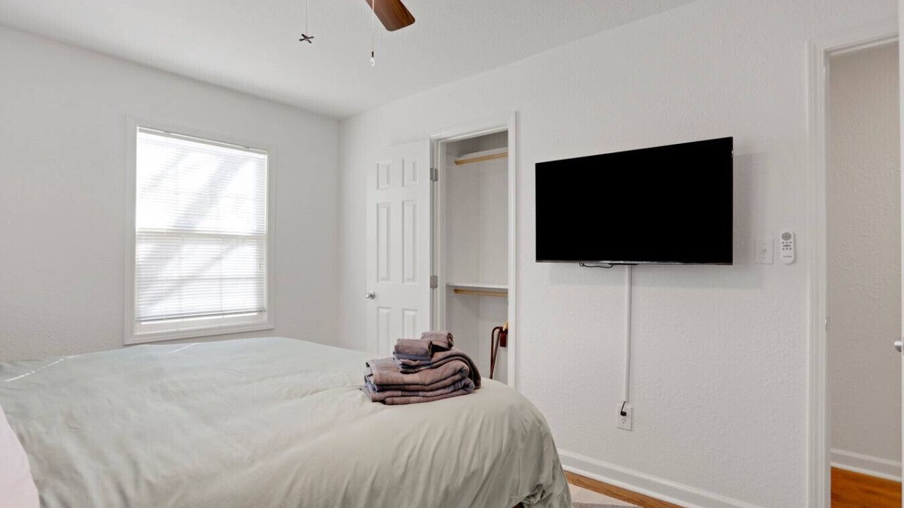 Photo of Bedroom in Overland Park