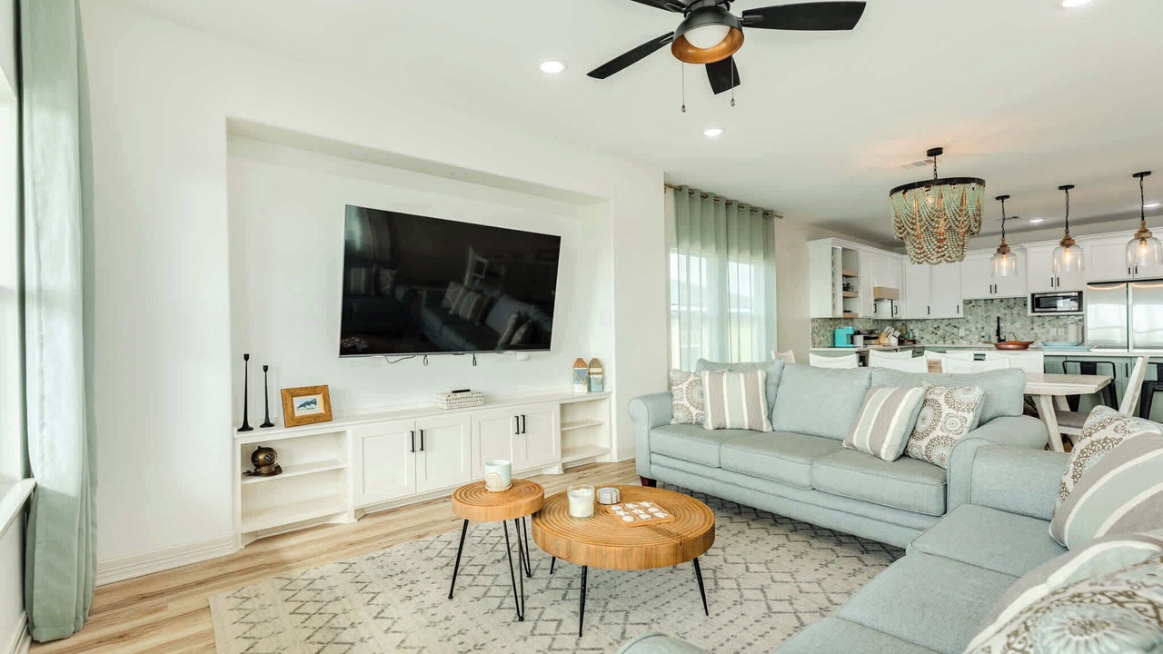Photo of Livingroom in Surfside Beach