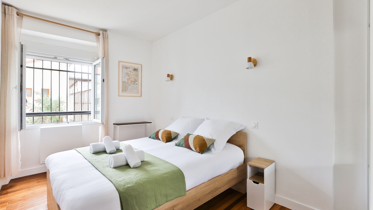 Photo of Bedroom in Saint-Ouen
