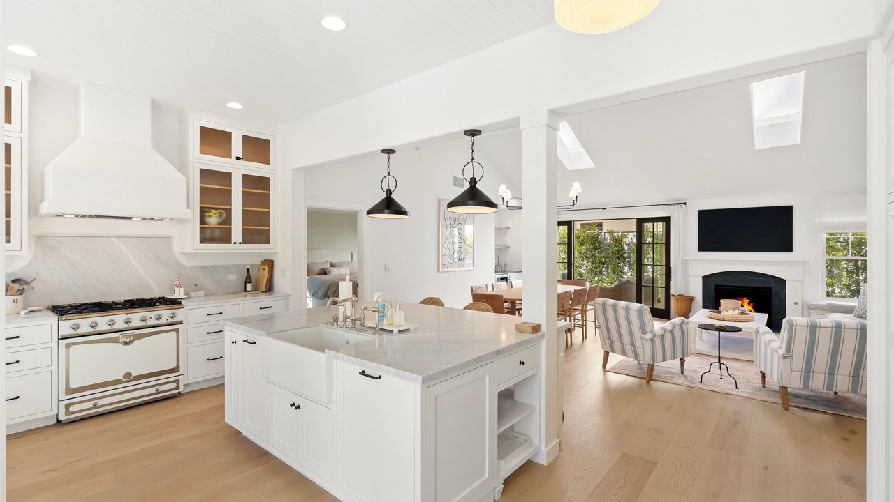 Photo of Kitchen in Olde Solana Beach