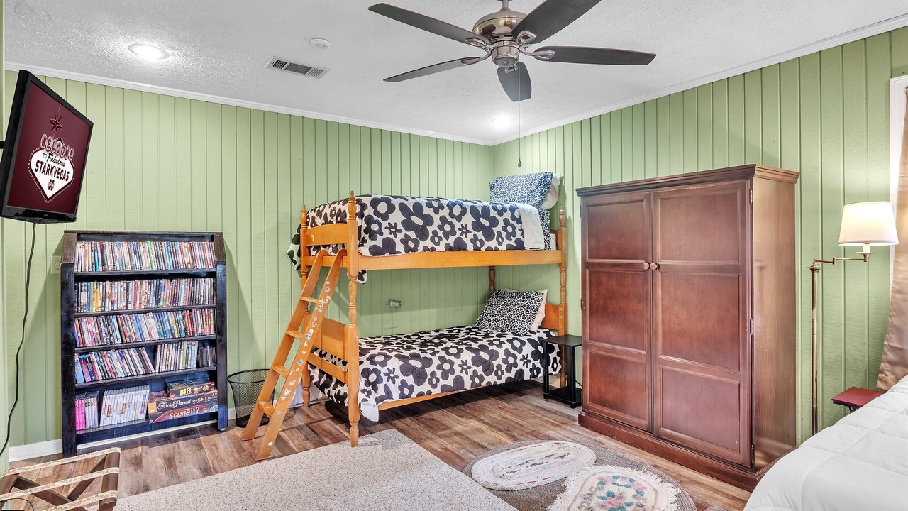 Photo of Bedroom in Starkville