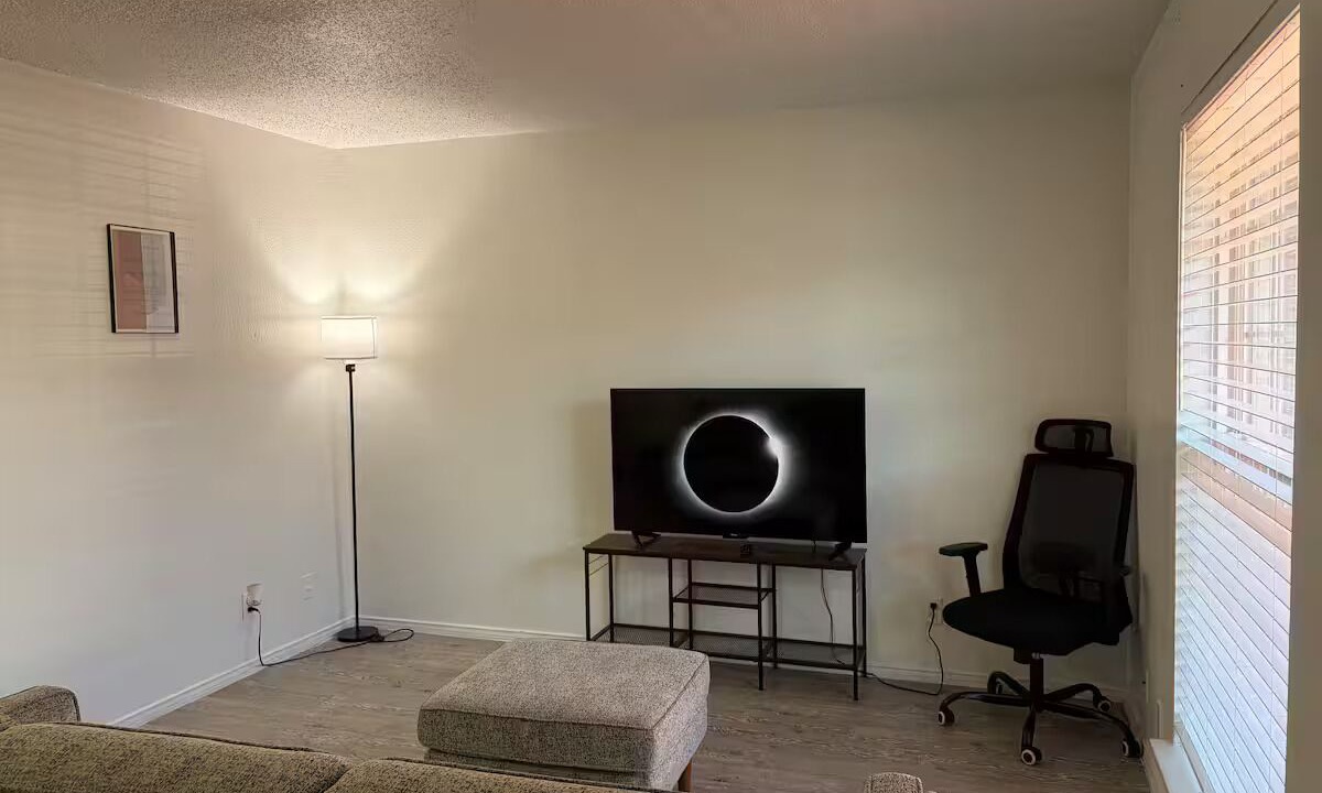 Photo of Livingroom in West Campus