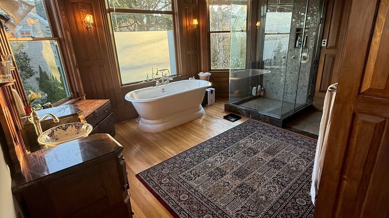 Photo of Bathroom in Madrona
